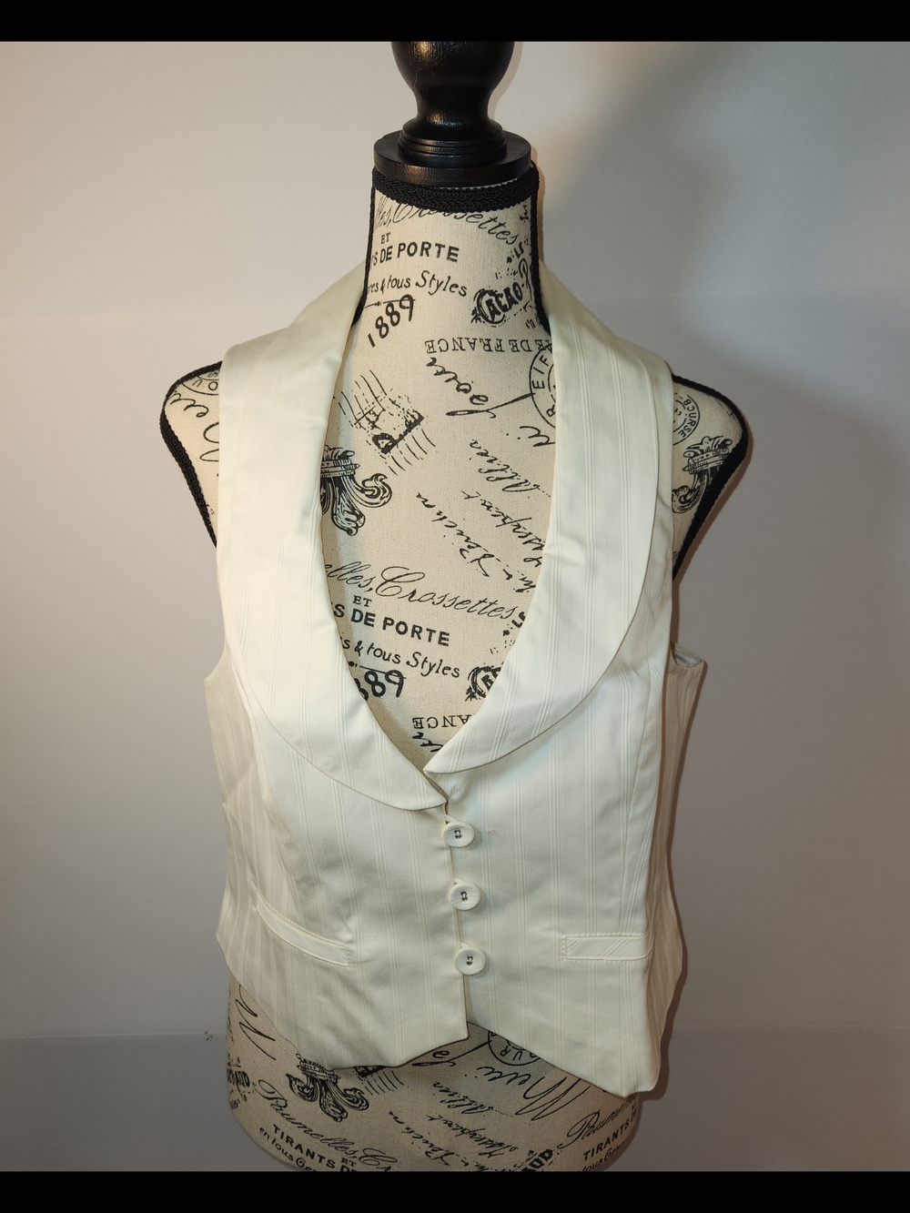 LOFT Cream Women's Tailored Vest